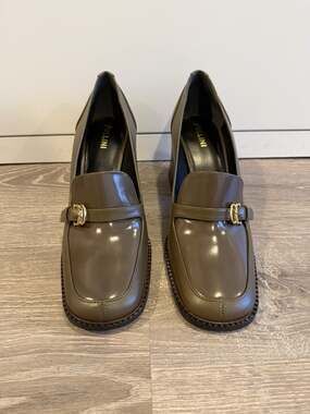 Pollini Eva Leather Block Heel Pumps Olive Brown Gold Buckle 39.5 Made in Italy